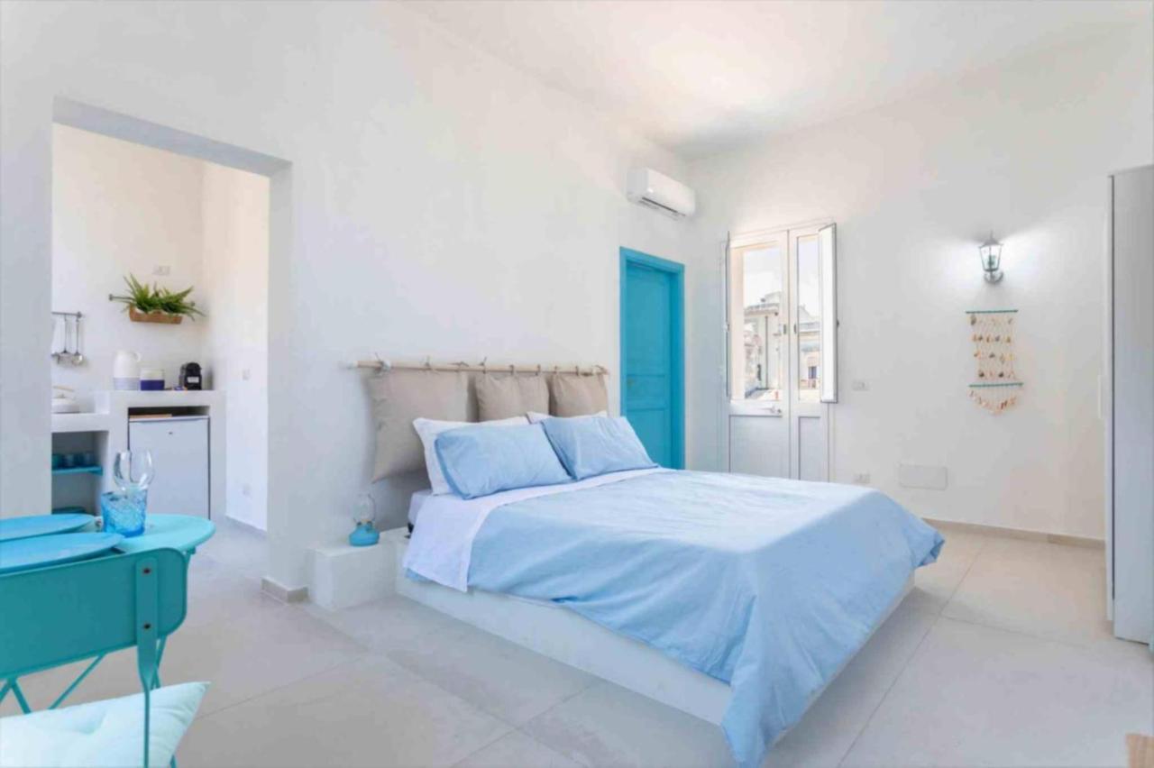 Ortigia Sunset Apartments - Xenia Sicily Villas Сиракуза Екстериор снимка
