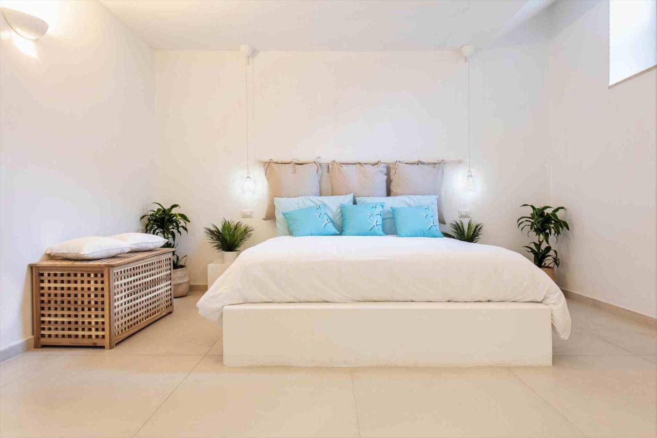 Ortigia Sunset Apartments - Xenia Sicily Villas Сиракуза Екстериор снимка
