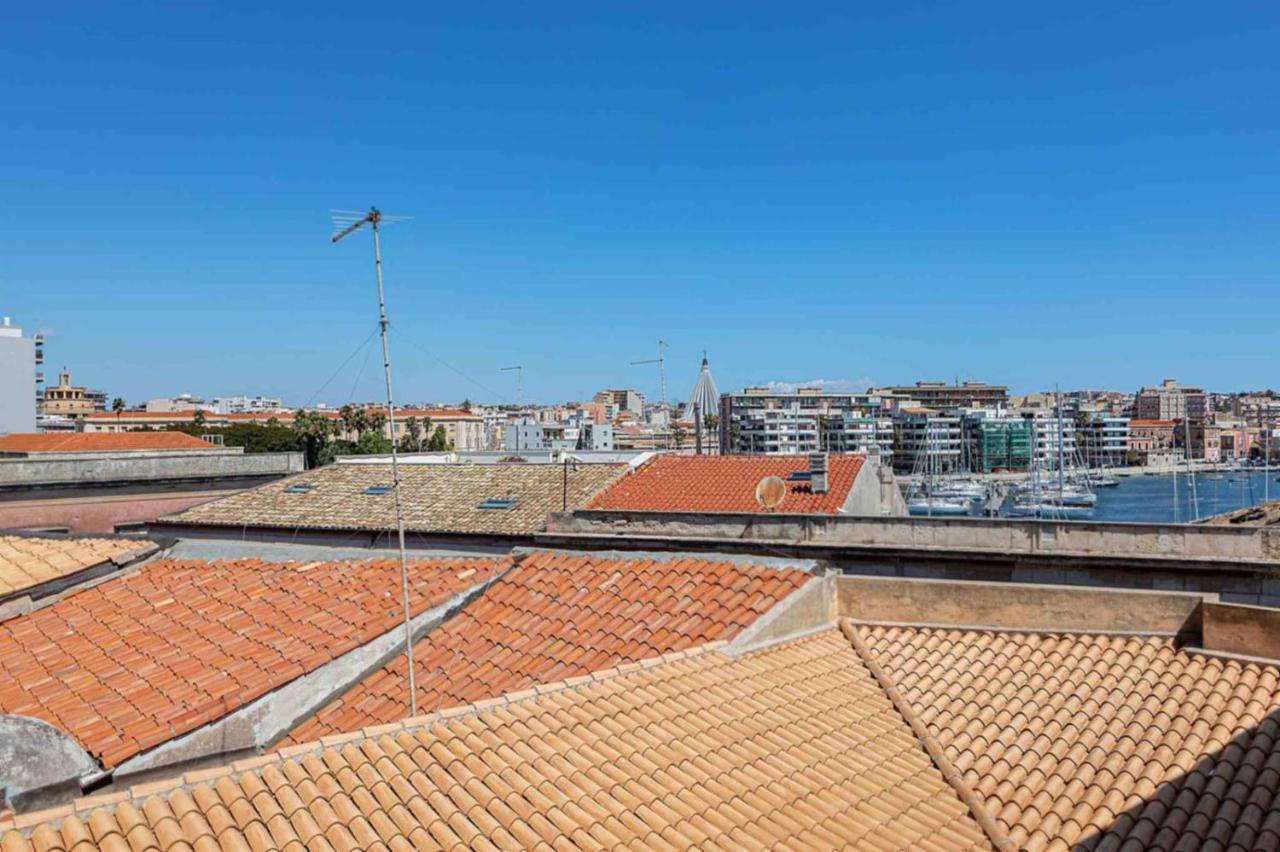 Ortigia Sunset Apartments - Xenia Sicily Villas Сиракуза Екстериор снимка