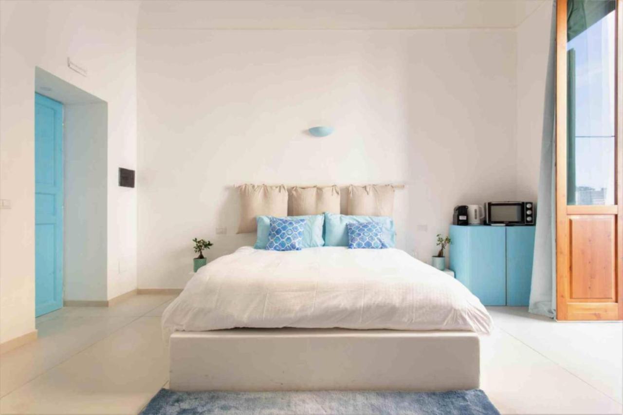 Ortigia Sunset Apartments - Xenia Sicily Villas Сиракуза Екстериор снимка