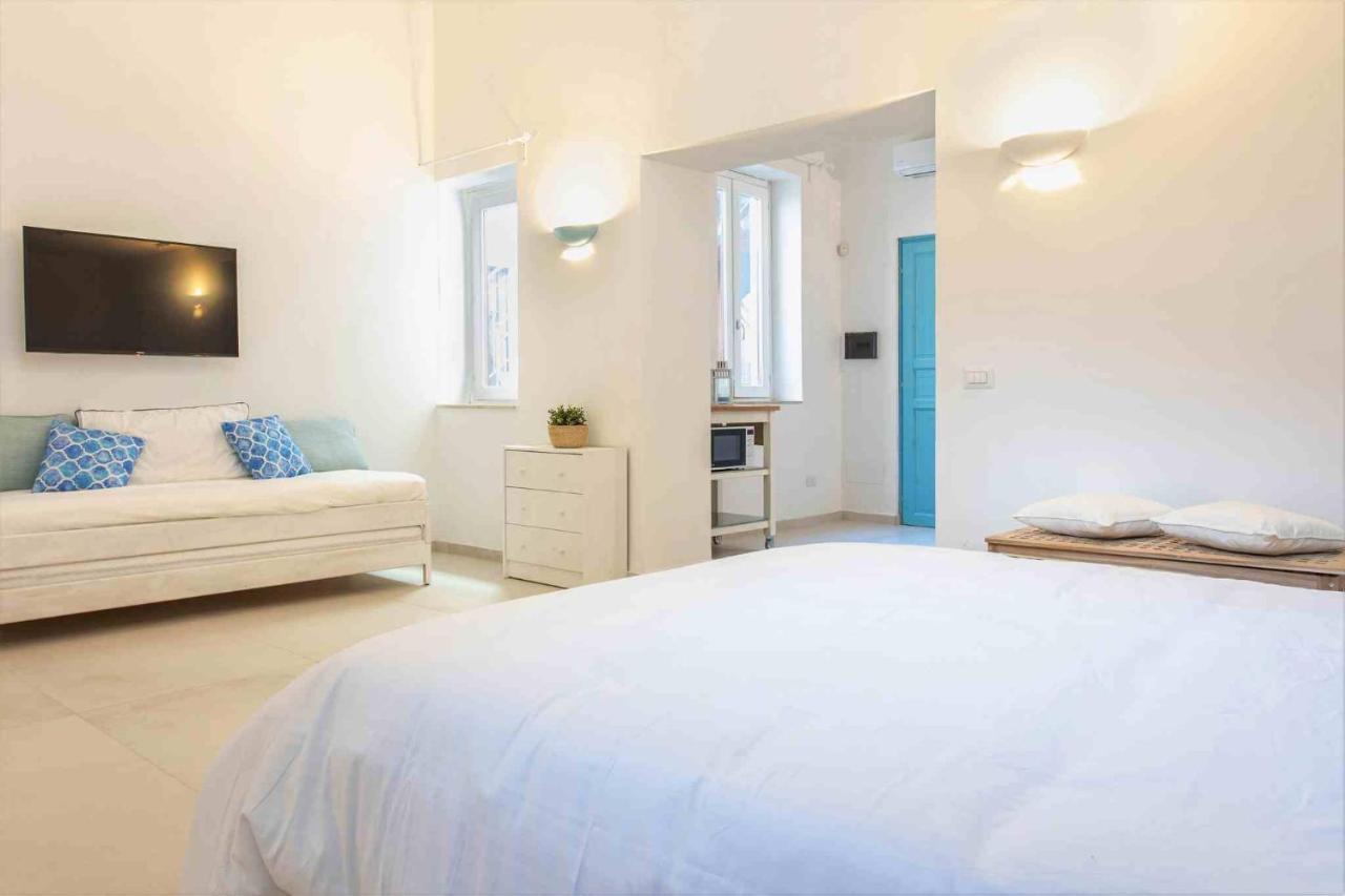 Ortigia Sunset Apartments - Xenia Sicily Villas Сиракуза Екстериор снимка
